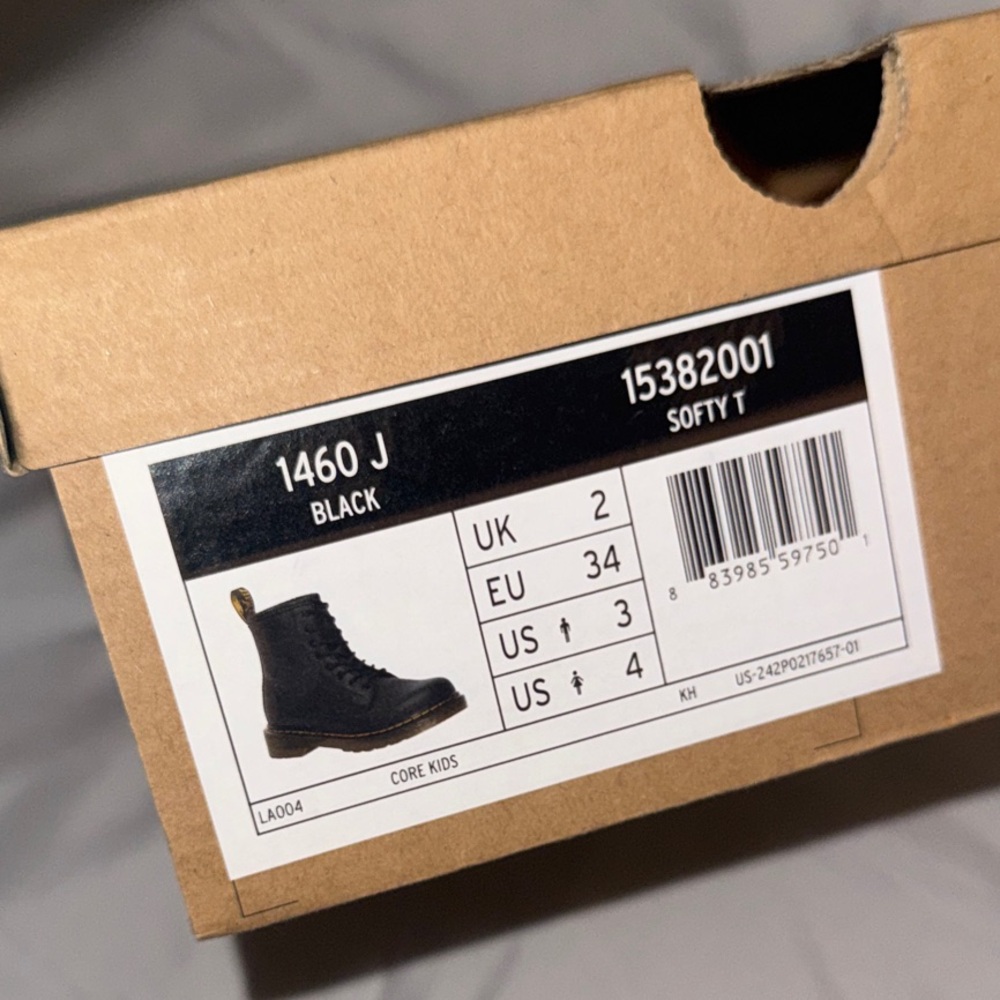 Dr. Martens Boots - Picture 6 of 6